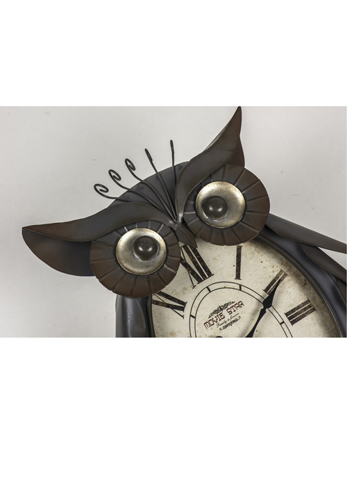 EGN003_3 owl wall clock