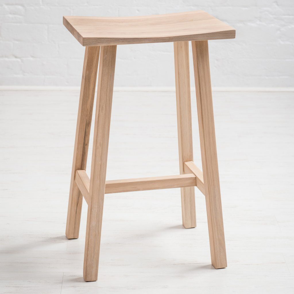 Sturdy Elegant Modern Carved Natural Raw Oak Wooden Breakfast Bar Seat Stool