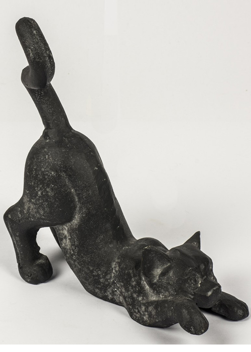 XHD070_1 Cast Iron Black Stretching Cat Ornament