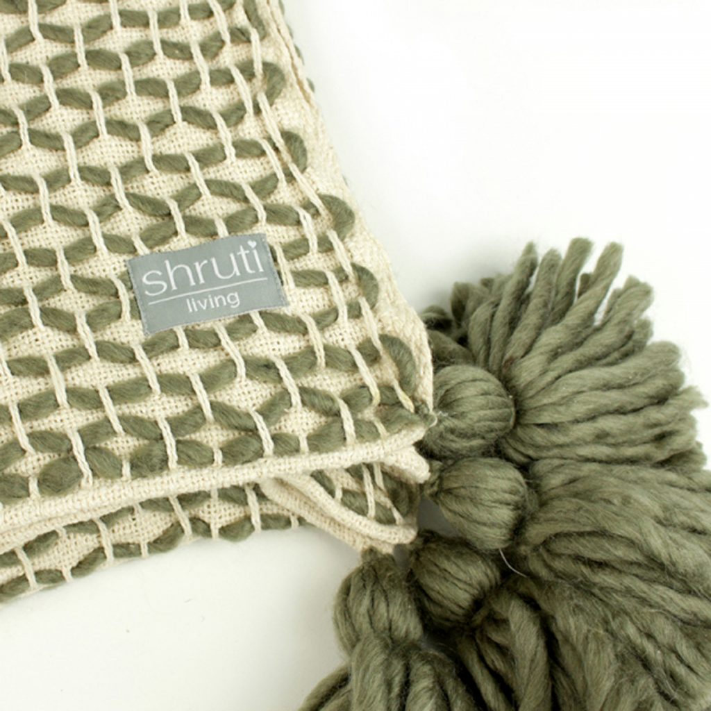 72740_1 Woven Lattice Cream Khaki Green Blanket