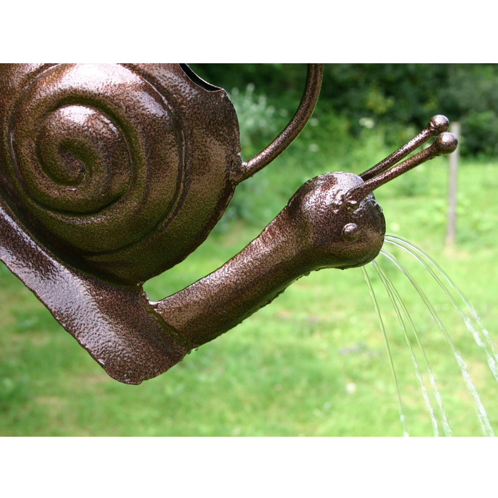 snail watering can 1